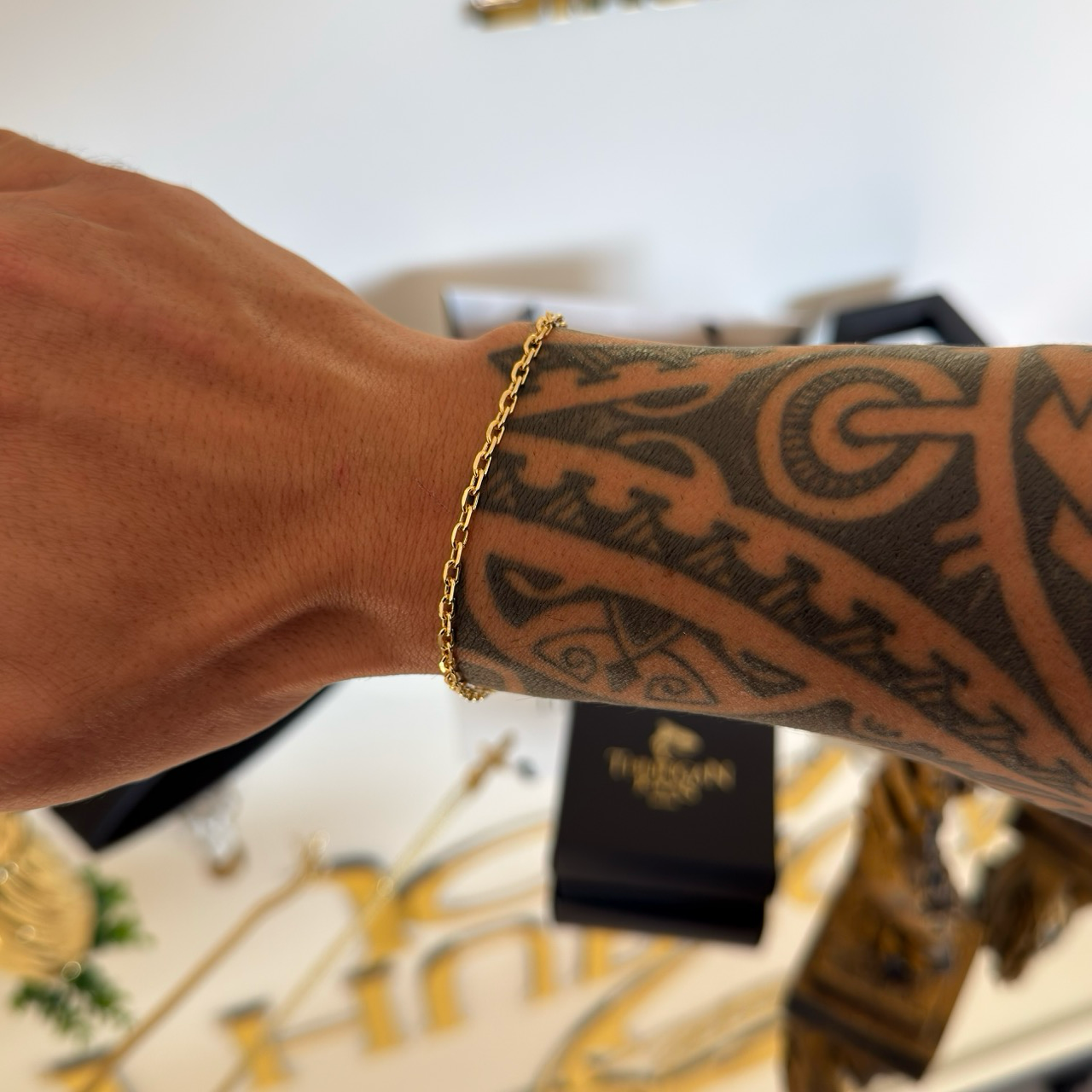 Pulseira Cadeado 2mm 3gr Fecho Bomba Banhado A Ouro 18k