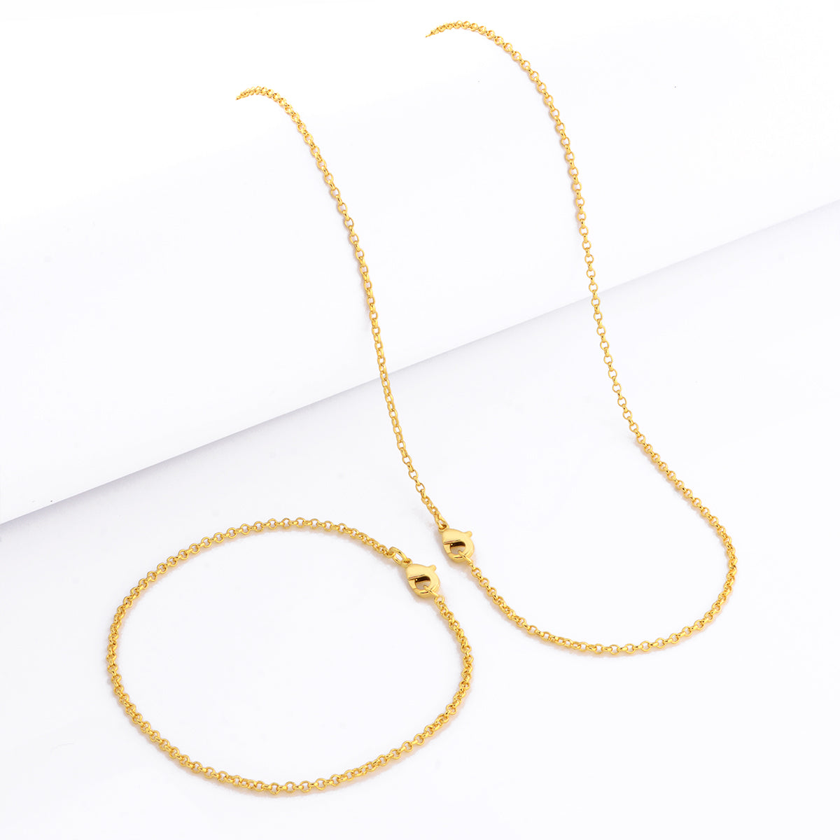 Kit Corrente e Pulseira Elo Português 1,5mm Fecho Lagosta Banhado A Ouro 18k