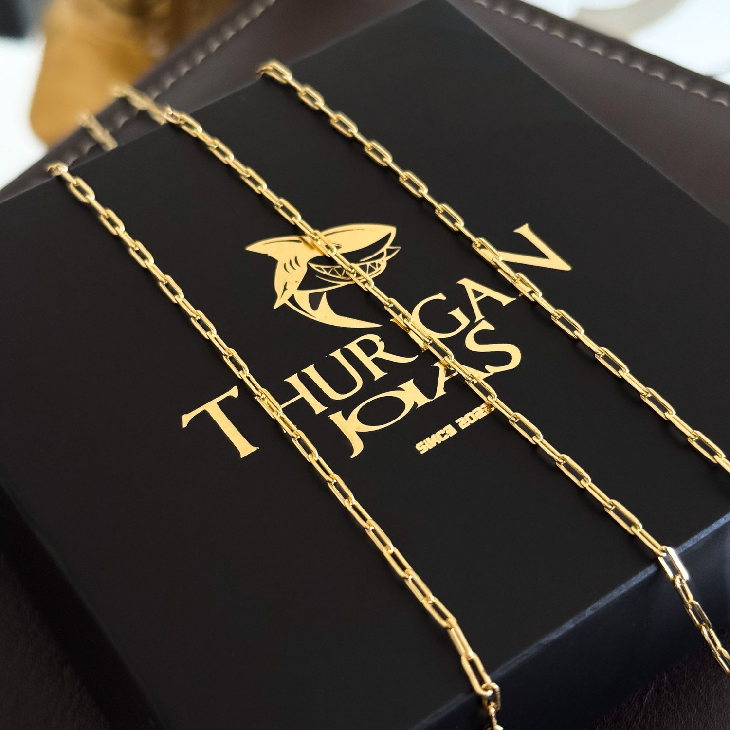 Kit Corrente e Pulseira Cadeado Alongado 2mm Fecho Bomba Banhado A Ouro 18k