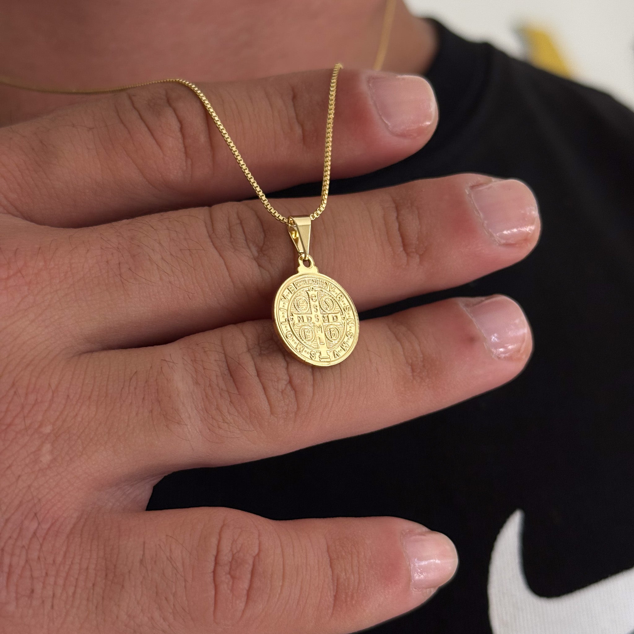 Colar Medalha De São Bento - Corrente Veneziana e Pulseira Grumet Flat Banhado A Ouro 18k