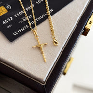 Colar Crucifixo Palito P - Corrente Cadeado e Pulseira Grumet Cuban Banhado A Ouro 18k