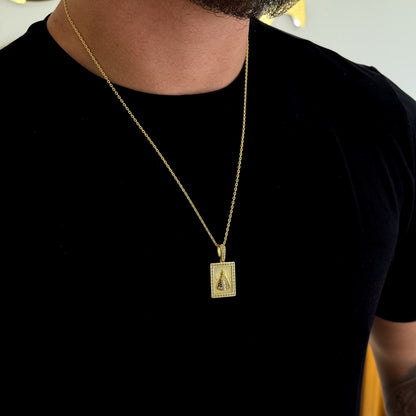 Colar Plaquinha N. Sra. Aparecida Detalhado Cravejado P - Corrente e Pulseira Cadeado Banhado A Ouro 18k