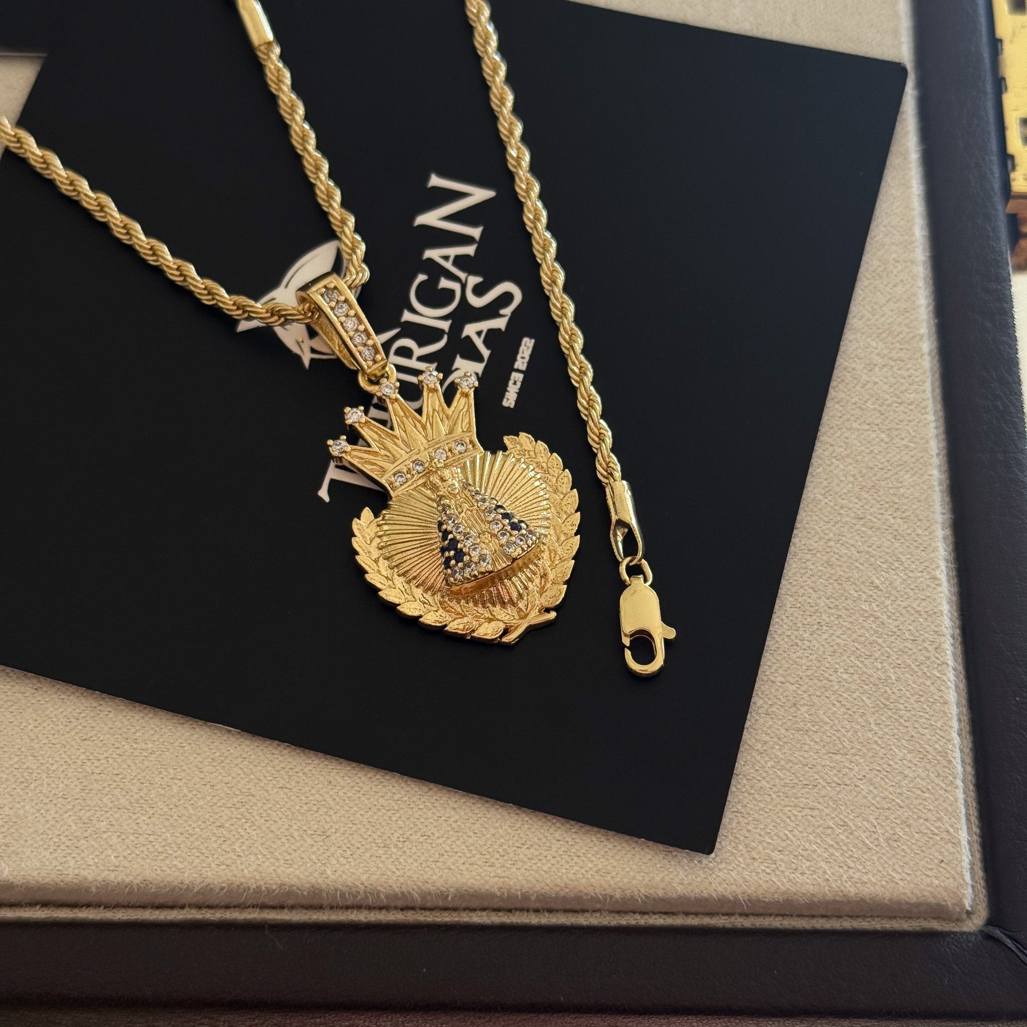 Colar Coração N. Sra. Aparecida Cravejado P - Corrente e Pulseira Baiana Banhado A Ouro 18k