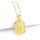 Pingente Plaquinha De Letra 3x2,2cm Banhado A Ouro 18k
