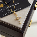 Pingente Crucifixo Amarrado Cravejado 2,5x1,5cm Banhado a Ouro 18k