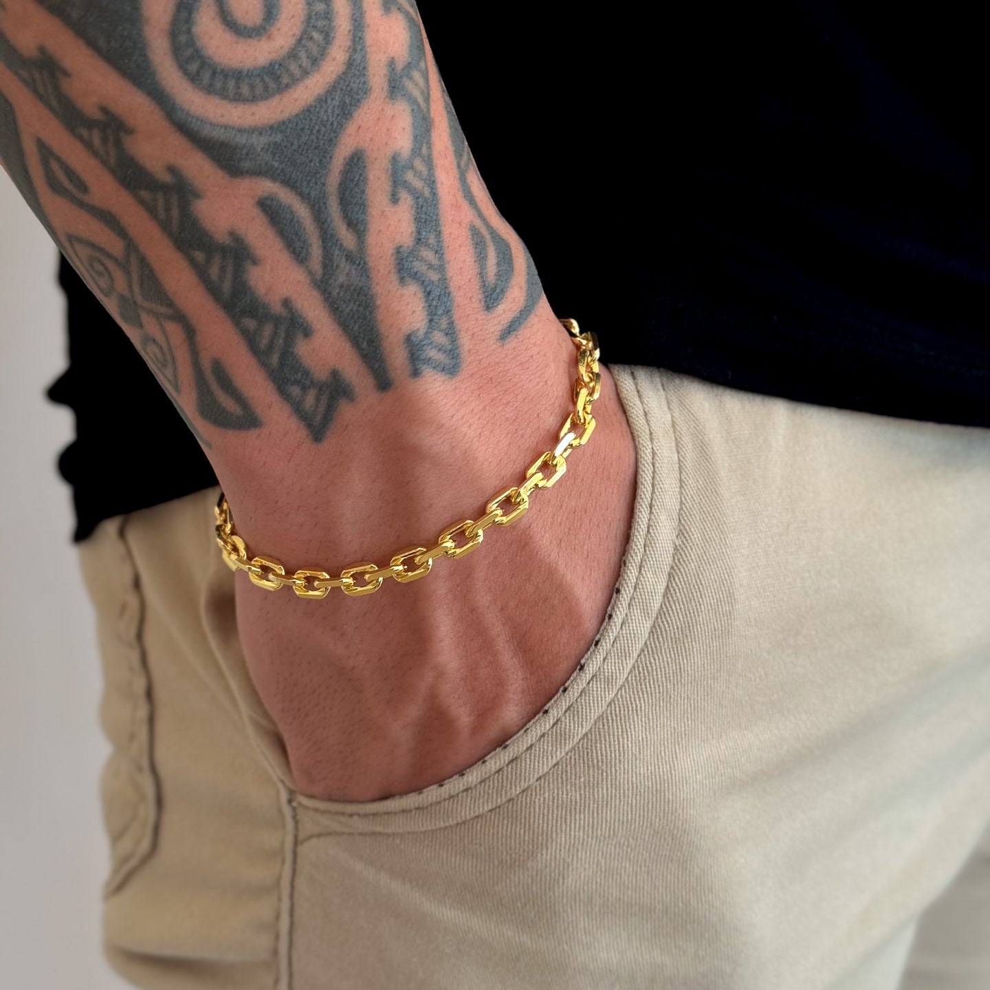 Pulseira Cadeado 8mm 30gr Fecho Duplo Banhado A Ouro 18k