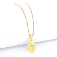 Pingente Plaquinha Oval Crucifixo Vazado 2x1,5cm Banhado A Ouro 18k