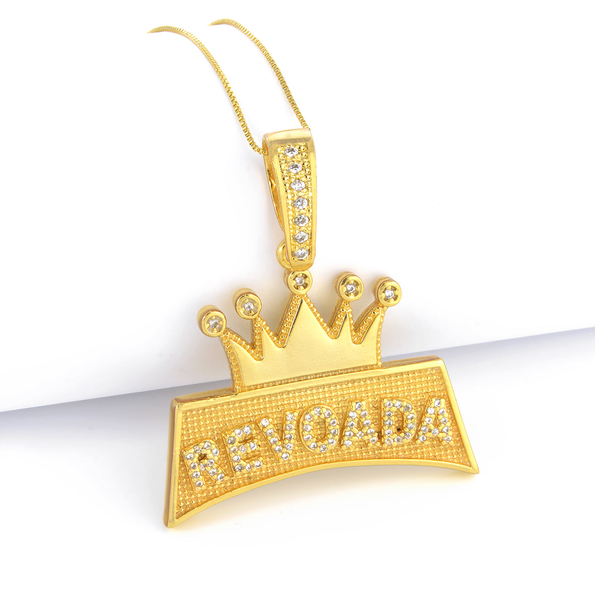 Pingente Coroa Revoada Cravejado 4x3cm Banhado A Ouro 18k