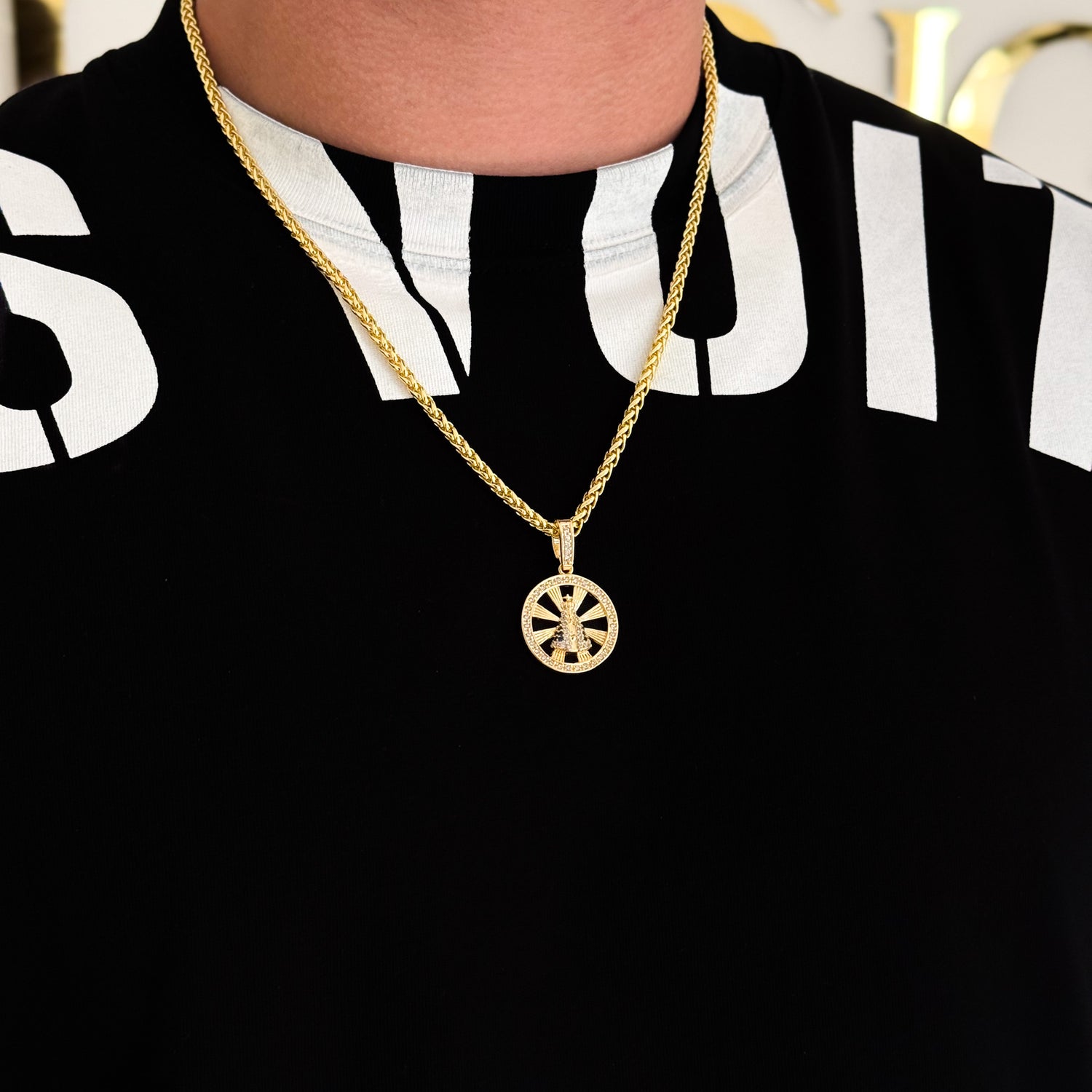 Colar Medalha N. Sra. Aparecida Vazado Cravejado P - Corrente e Pulseira Palmeira Banhado A Ouro 18k
