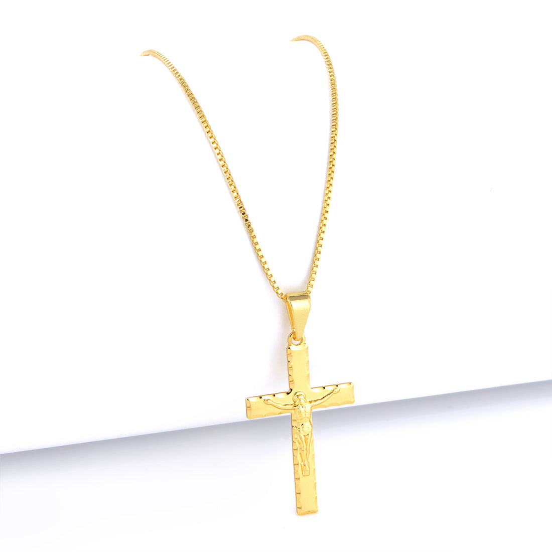 Pingente Crucifixo Jesus Na Cruz 3D 2,5x1,5cm Banhado A Ouro 18k