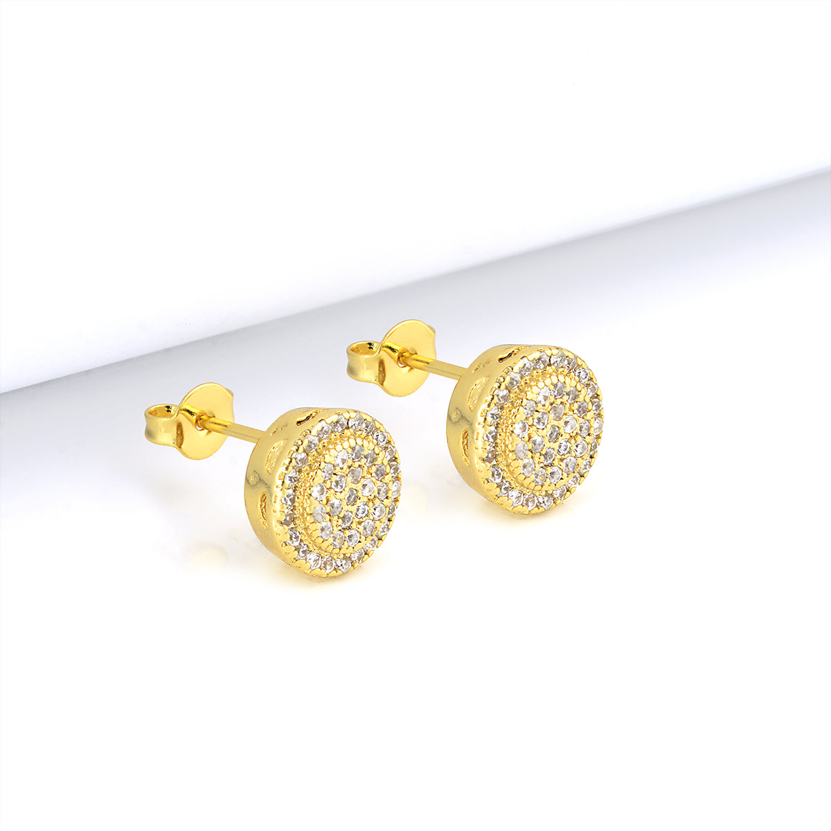 Brinco Redondo Cravejado Detalhado Banhado A Ouro 18k