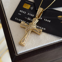 Pingente Crucifixo Cravejado G 4,5x3,5cm Banhado A Ouro 18k