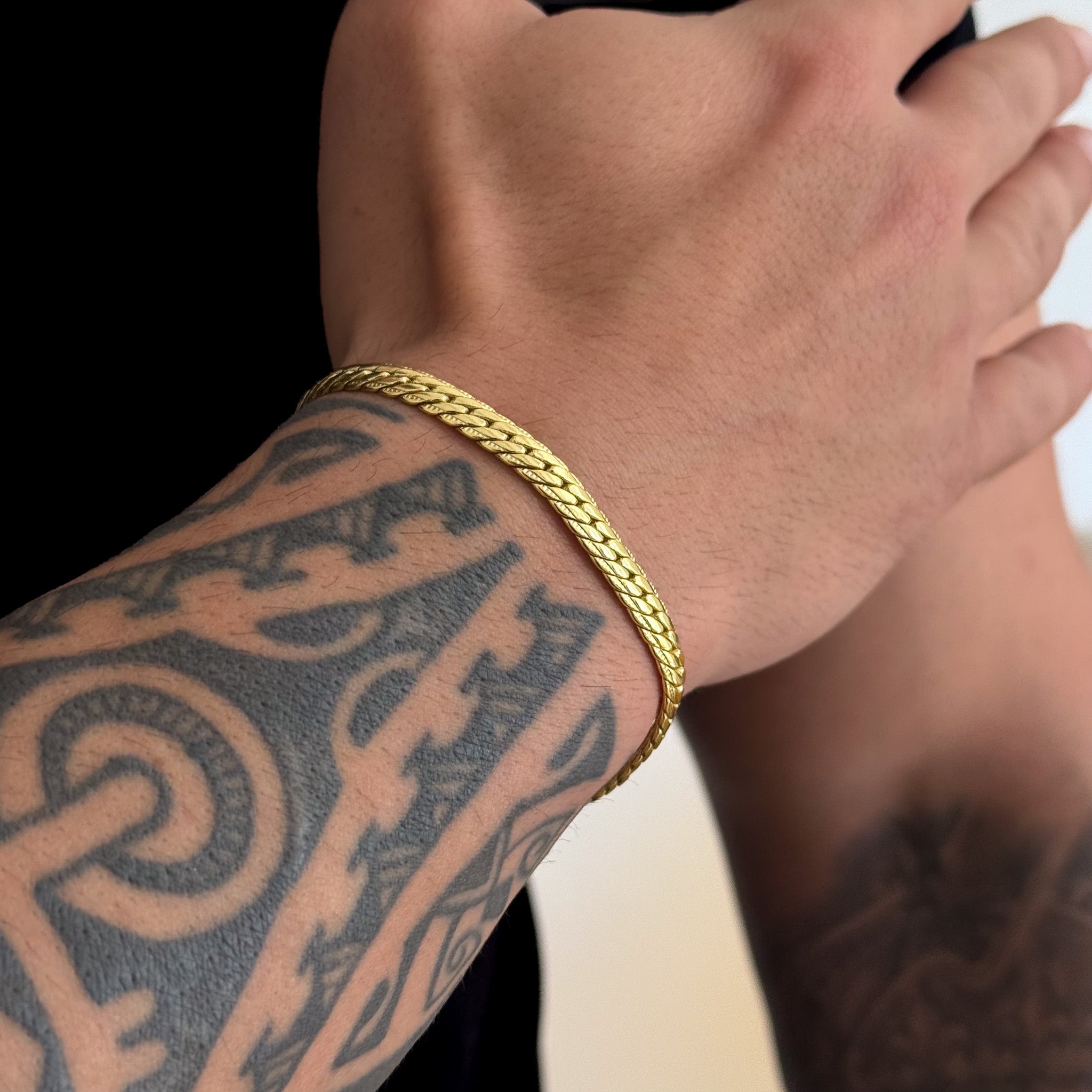 Kit Corrente e Pulseira Grumet Flat Detalhada Banhado A Ouro 18k