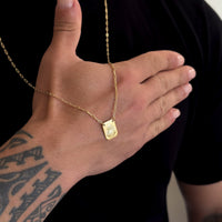 Escapulário Cadeado Alongado Sagrado Coração de Jesus 1,5mm 6gr 70cm Banhado A Ouro 18k