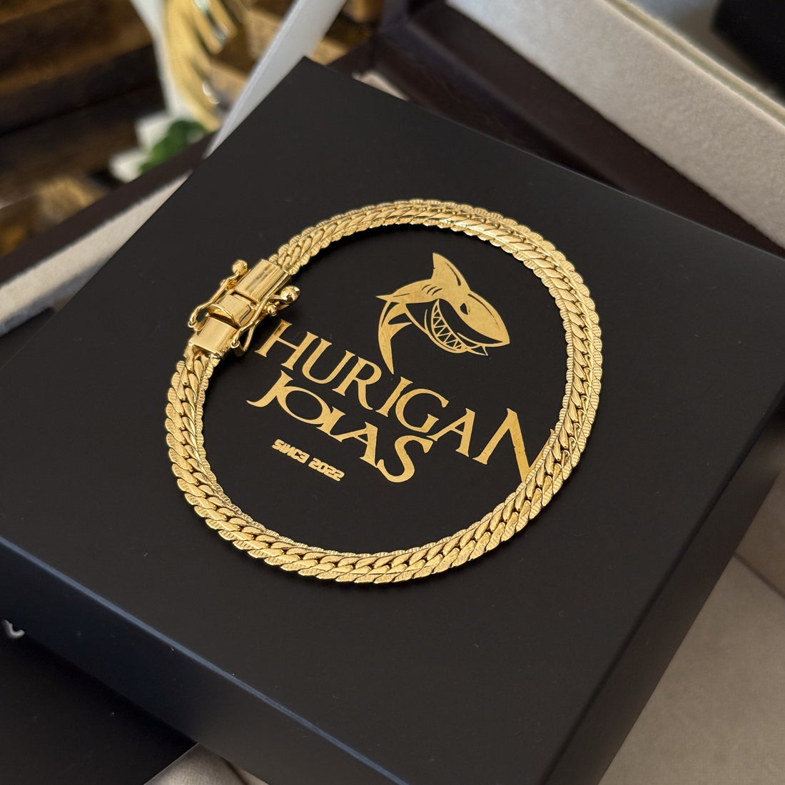 Pulseira Grumet Flat Detalhada 6mm 18gr Fecho Duplo Banhado A Ouro 18k