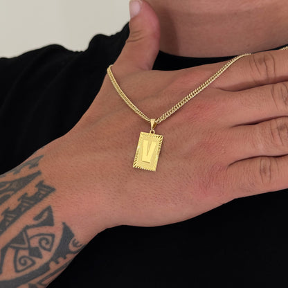 Colar Plaquinha De Letra - Corrente Lacraia 3mm Banhado A Ouro 18k