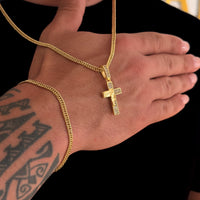 Colar Crucifixo Face De Cristo Cravejado P - Corrente e Pulseira Lacraia Banhado A Ouro 18k