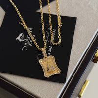 Colar Plaquinha N. Sra. Aparecida Detalhado Cravejado P - Corrente e Pulseira Cadeado 2mm Banhado A Ouro 18k