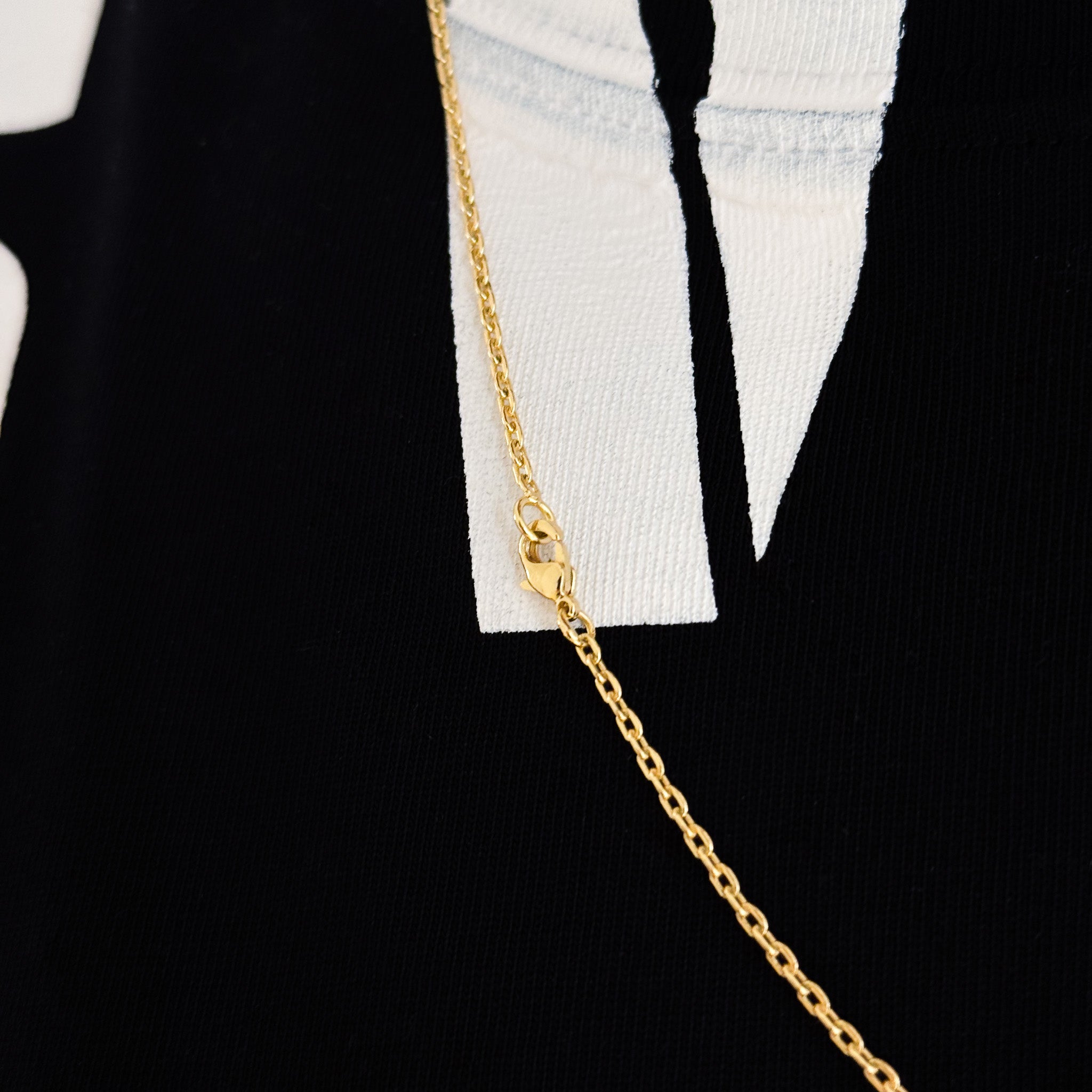 Colar Crucifixo Com Jesus Vazado - Corrente Cadeado e Pulseira Veneziana Banhado A Ouro 18k