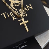 Colar Crucifixo Jesus Na Cruz 3D - Corrente Lacraia Banhado A Ouro 18k