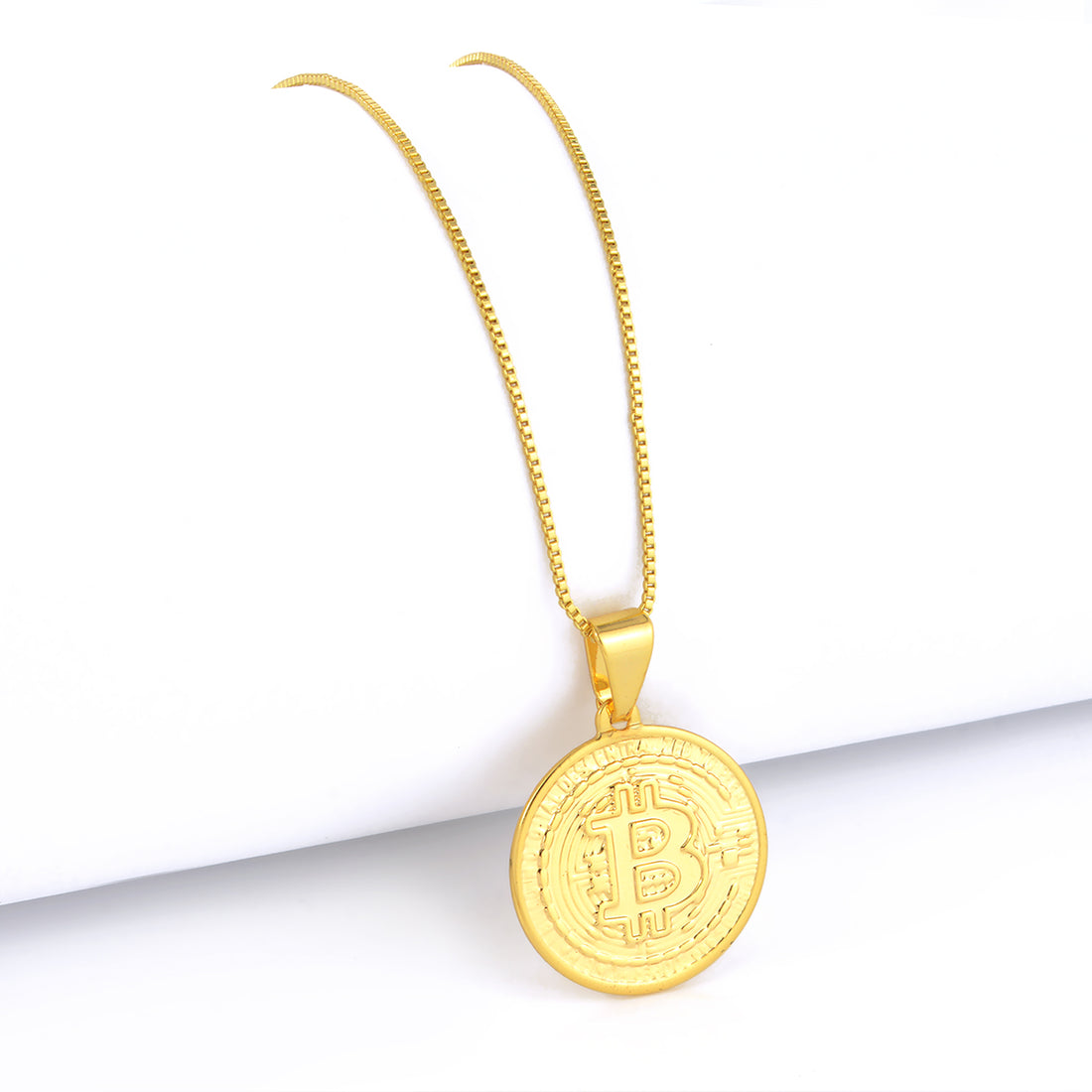 Pingente Medalha Bitcoin 2x2cm Banhado A Ouro 18k