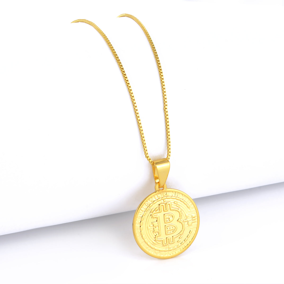 Pingente Medalha Bitcoin 2x2cm Banhado A Ouro 18k