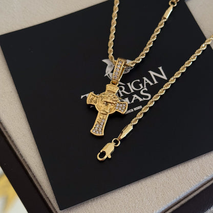 Colar Crucifixo Face De Cristo Detalhado Cravejado P - Corrente e Pulseira Baiana Banhado A Ouro 18k