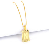 Pingente Plaquinha de Letra 2x1,3cm Banhado A Ouro 18k