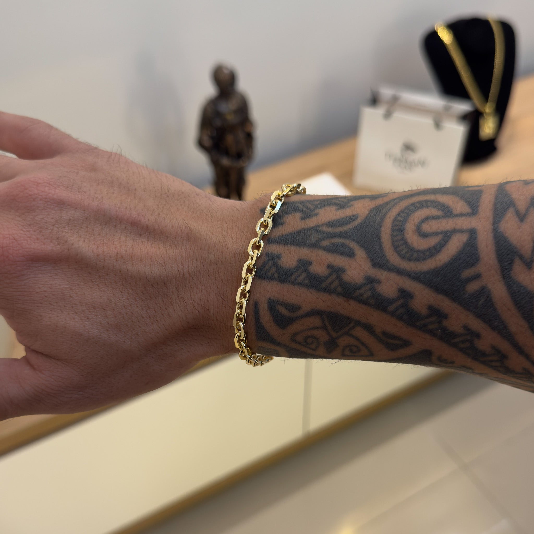 Pulseira Cadeado 5mm 14gr Fecho Bomba Banhado A Ouro 18k