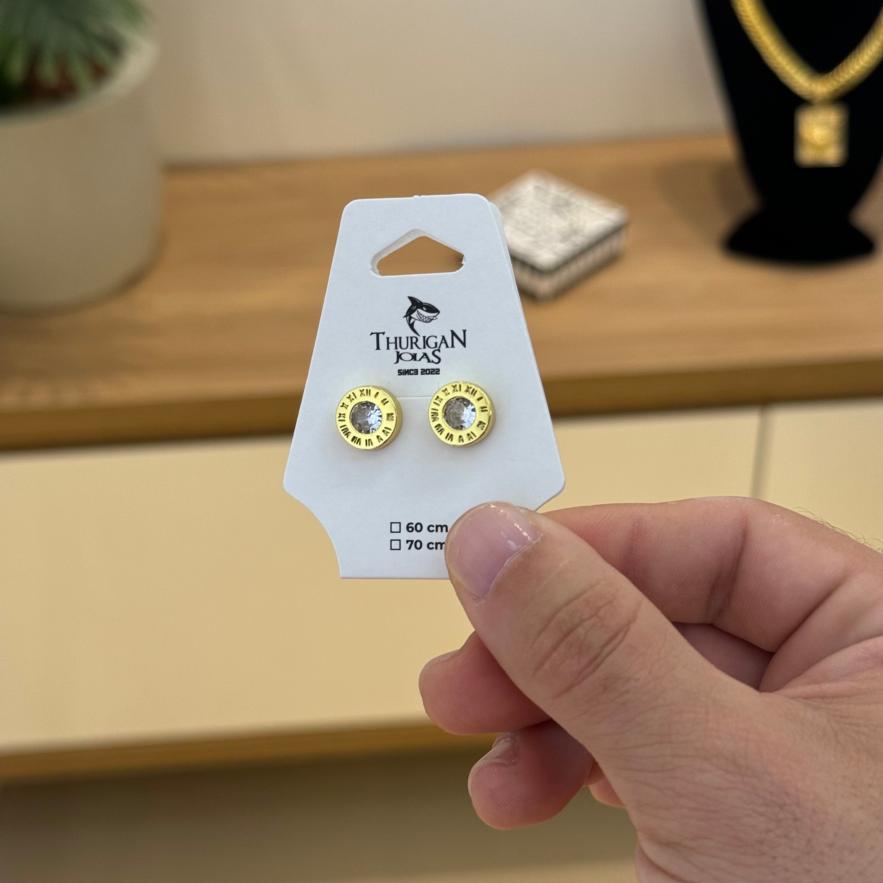 Brinco Ponto de Luz Romano Banhado A Ouro 18k