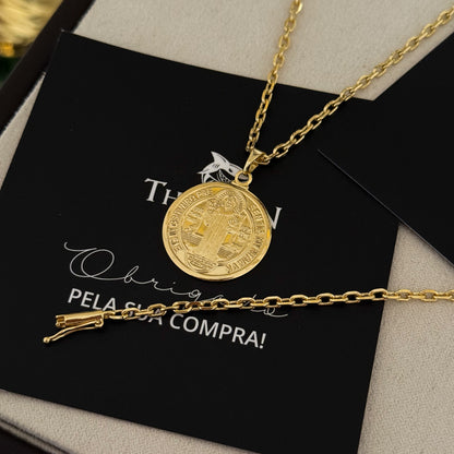 Colar Medalha De São Bento - Corrente e Pulseira Cadeado 2mm Banhado A Ouro 18k