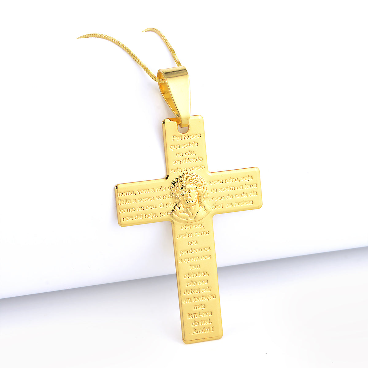 Pingente Crucifixo Com Oração Pai Nosso E Jesus 5x3,5cm Banhado A Ouro 18k