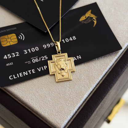 Pingente Crucifixo Leão Judá 3x2cm Banhado A Ouro 18k