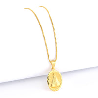 Pingente Plaquinha Oval N. Sra. Aparecida Detalhado 1,7x1,4cm Banhado A Ouro 18k