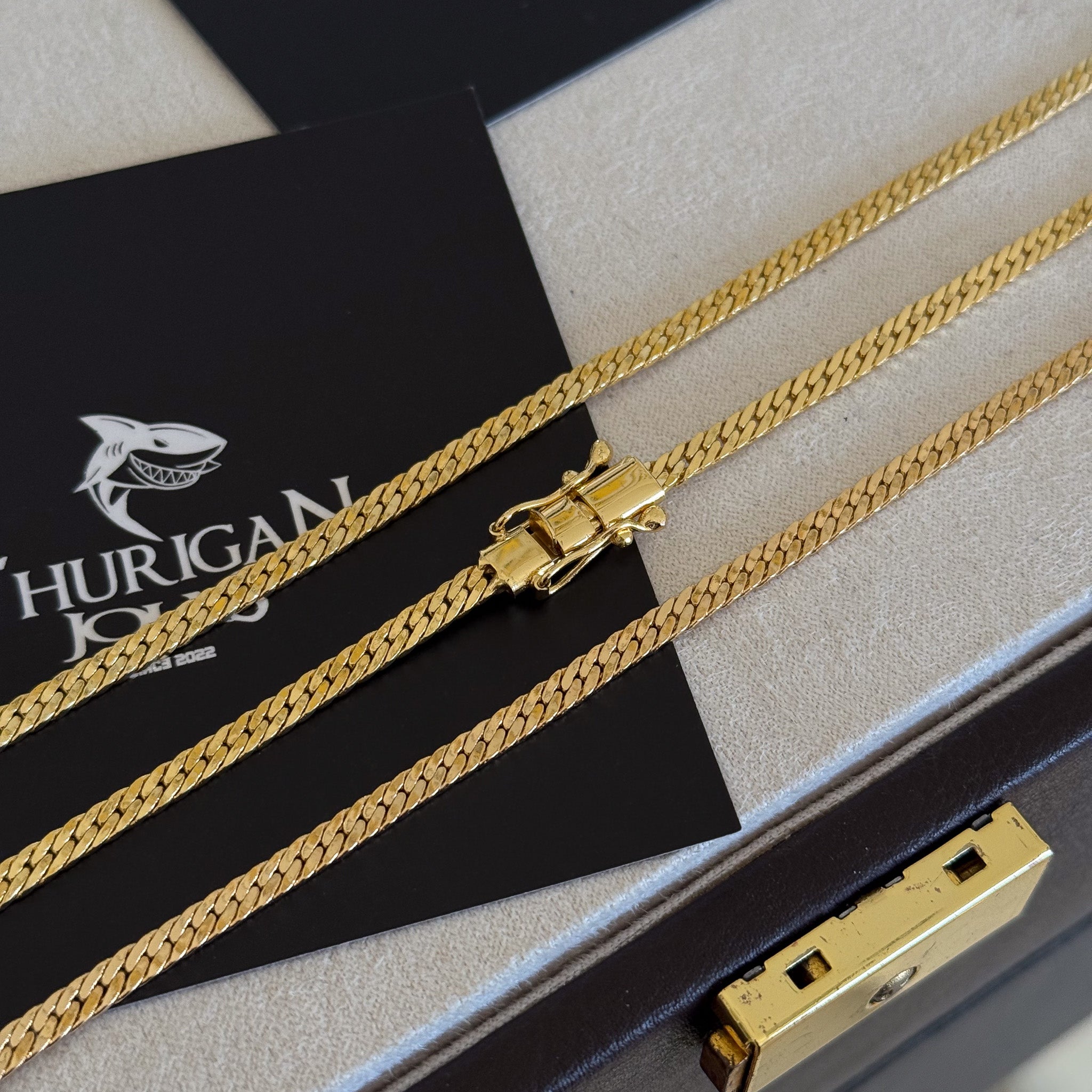 Kit Corrente e Pulseira Grumet Flat 4mm Fecho Duplo Banhado A Ouro 18k
