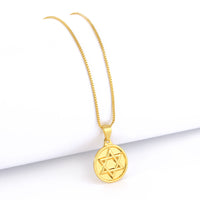 Pingente Medalha Estrela De Davi 1,5X1,5cm Banhado A Ouro 18k
