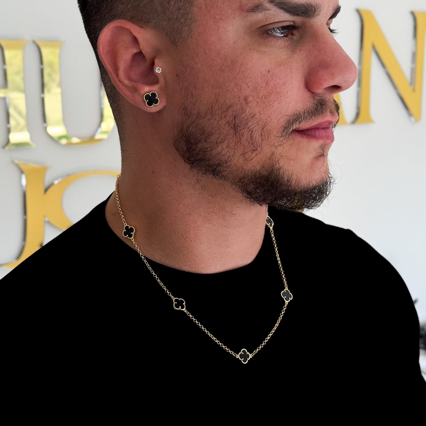 Kit Brinco e Corrente Elo Português Trevo Ônix Banhado A Ouro 18k