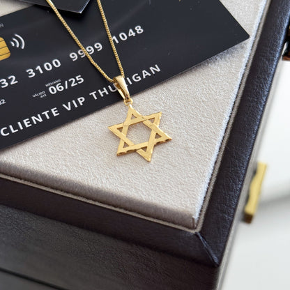 Pingente Estrela De Davi Vazado 1,5x1,5cm Banhado A Ouro 18k