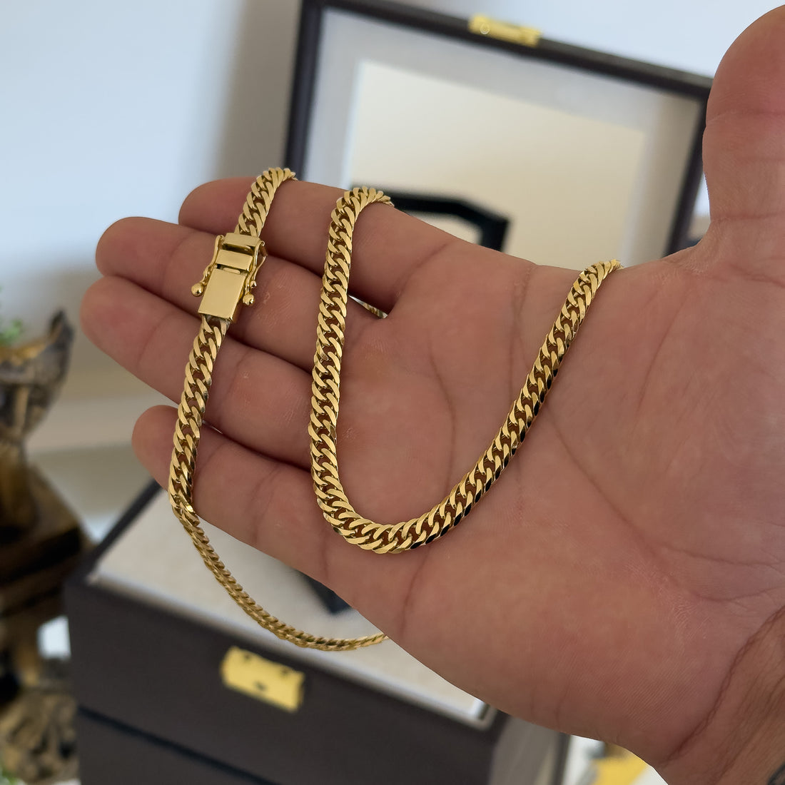 Corrente Lacraia 6mm 46gr Fecho Duplo Banhado A Ouro 18k