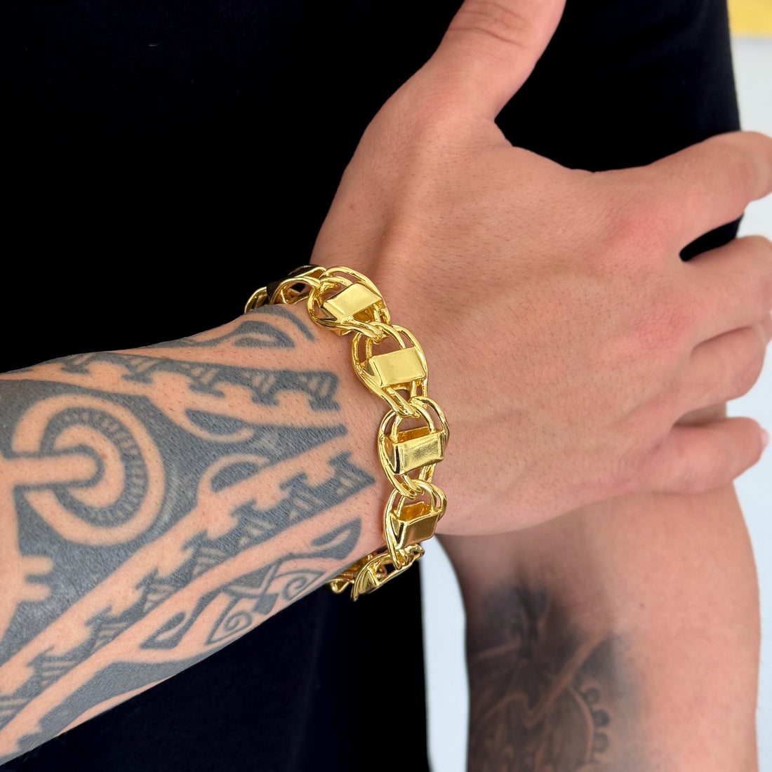 Kit Corrente e Pulseira Dubai 16mm Fecho Duplo Banhado A Ouro 18k