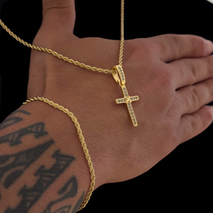 Colar Crucifixo Amarrado Cravejado - Corrente e Pulseira Baiana Banhado A Ouro 18k