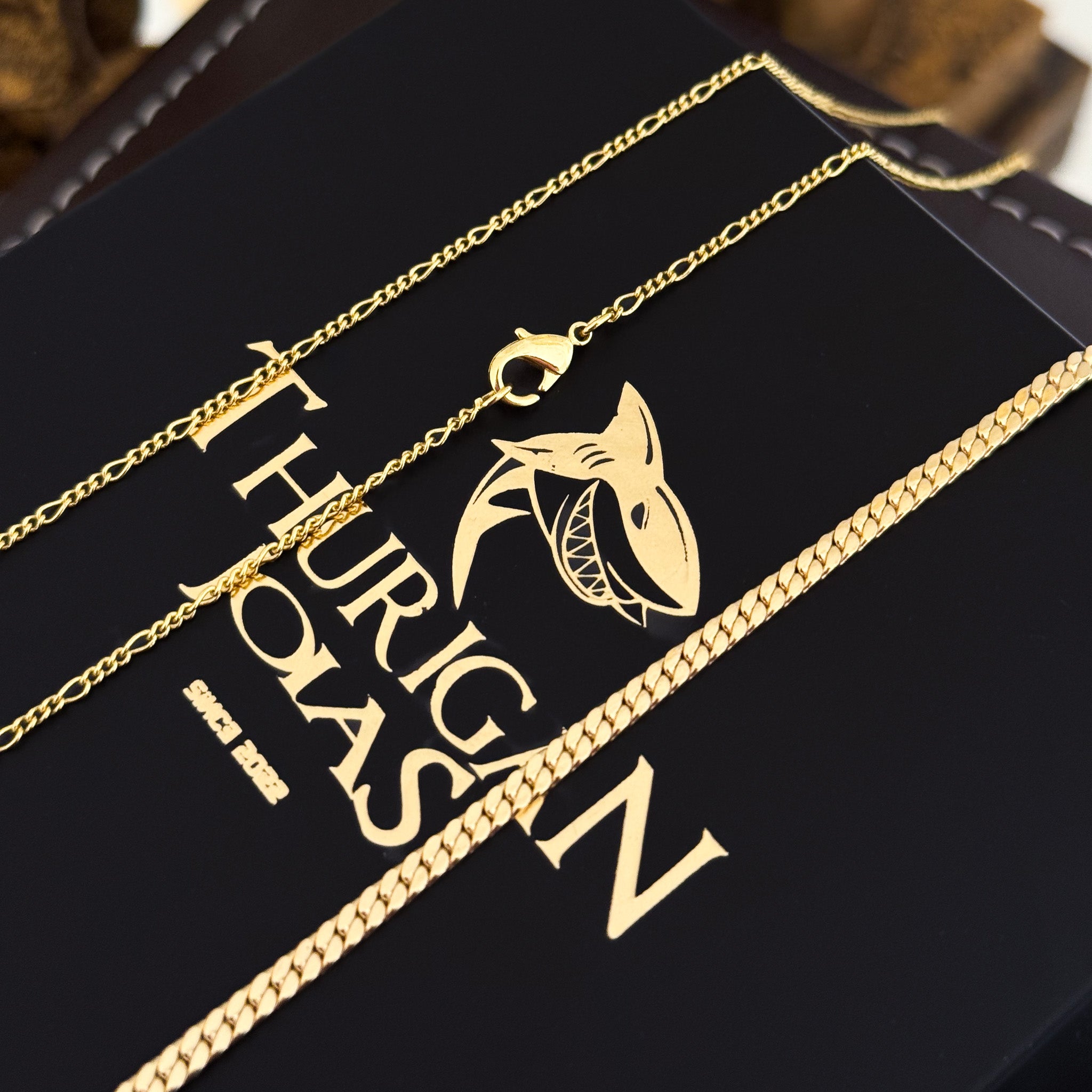 Kit Corrente 3 Por 1 Fígaro e Pulseira Grumet Flat Banhado A Ouro 18k