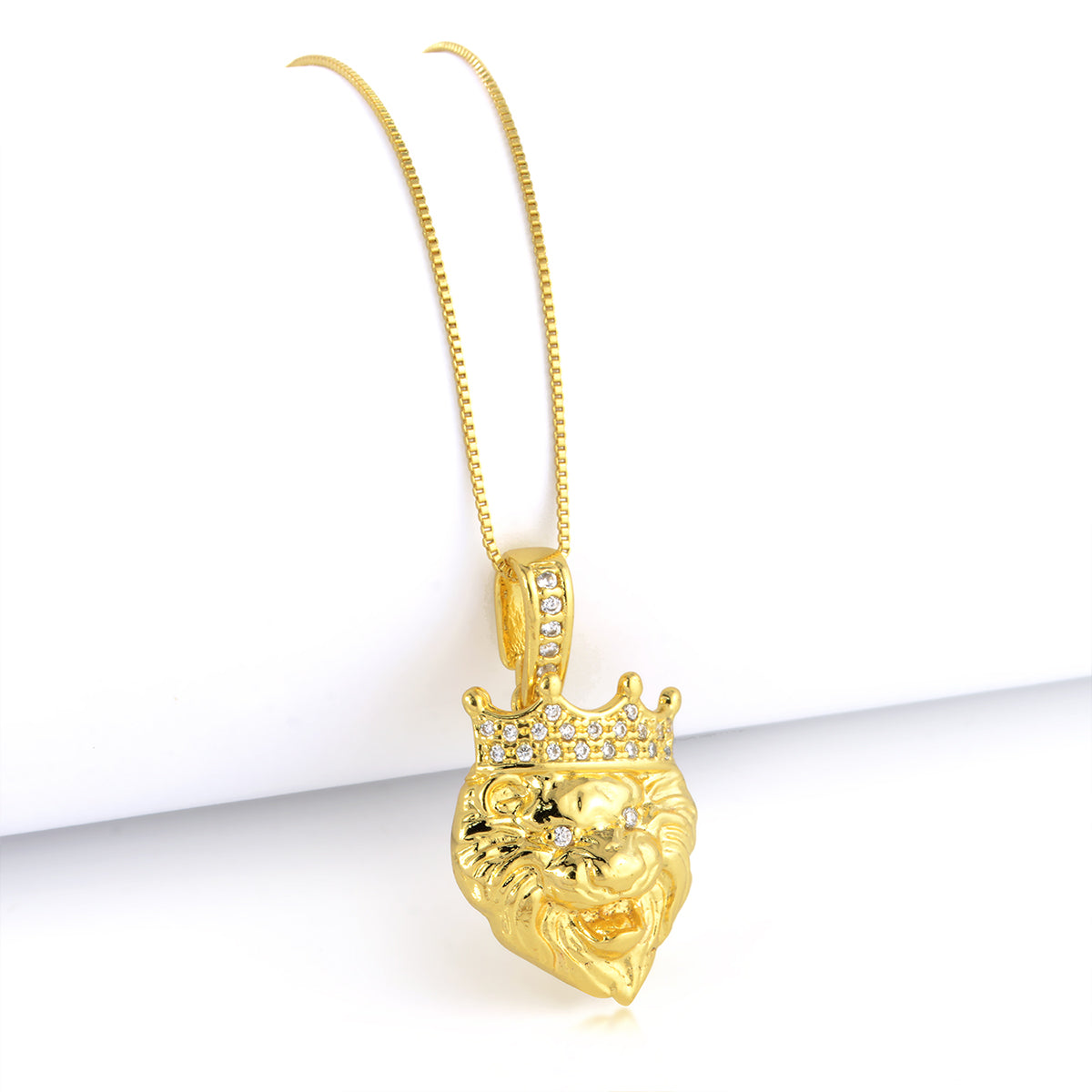 Pingente Leão Cravejado P 2,5x2cm Banhado A Ouro 18k